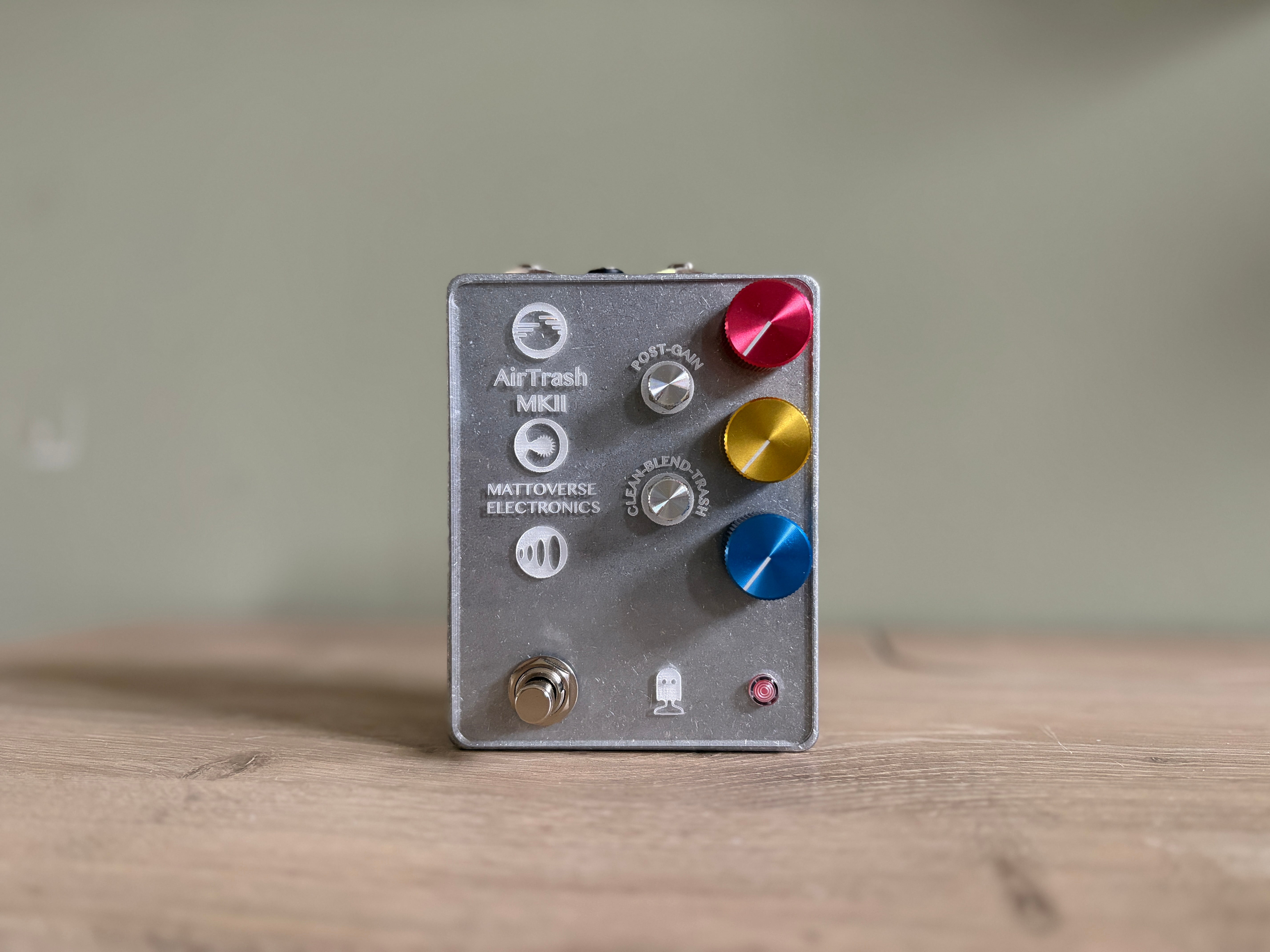 Mattoverse AirTrash MKII - Engraved Clear Acrylic Faceplate