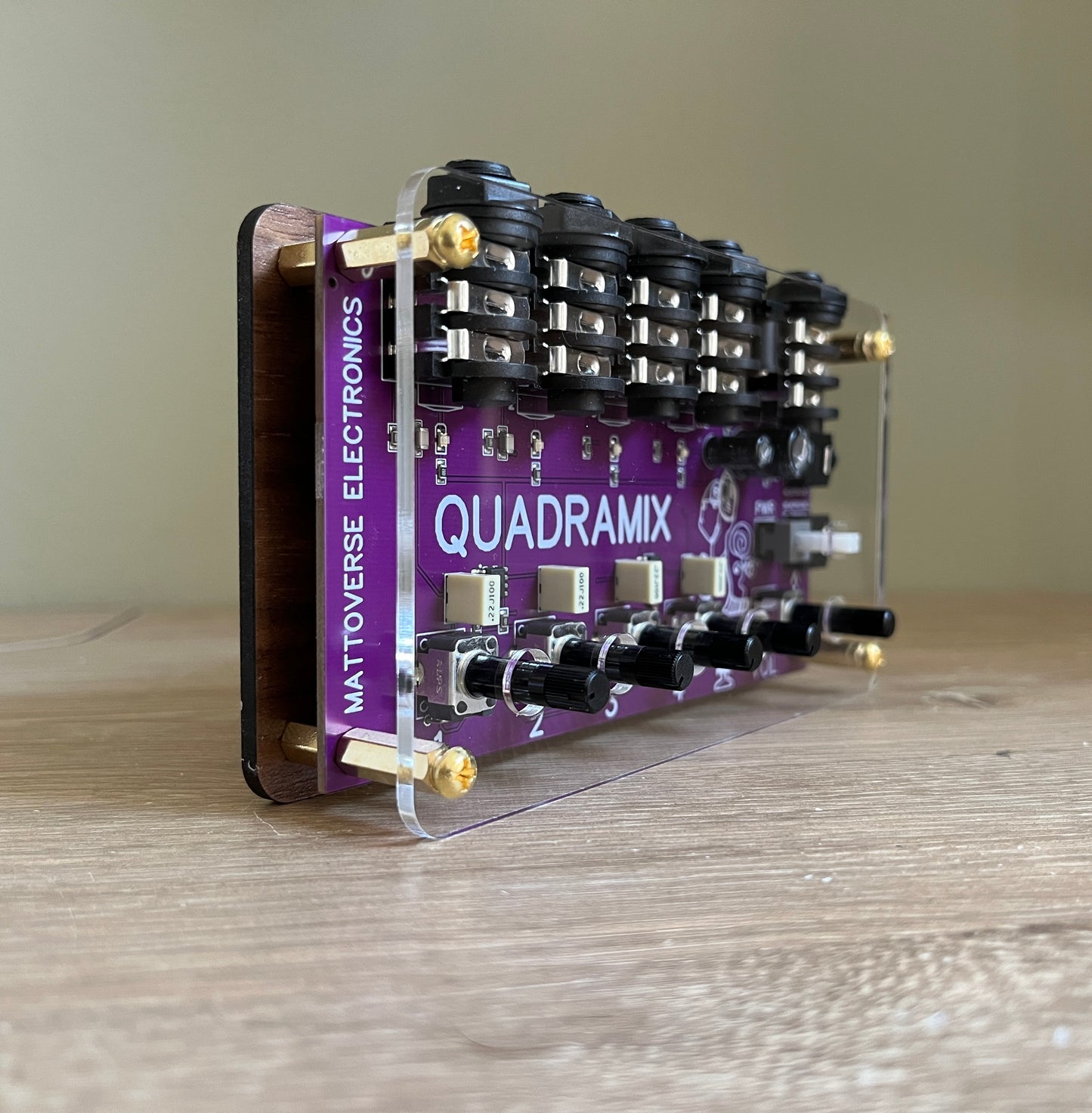 Mattoverse QuadraMix Clear